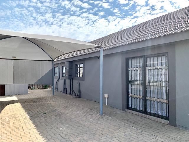 3 Bedroom Property for Sale in Bloemspruit Free State